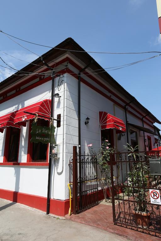 La Storia Guest House Pitesti Luaran gambar